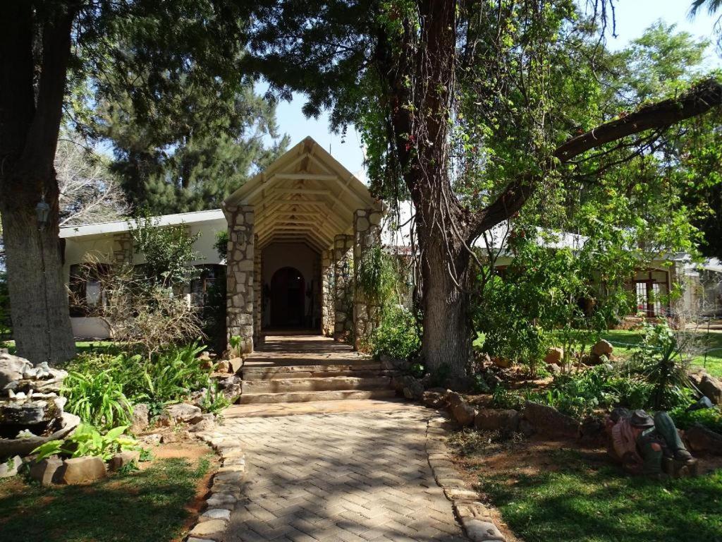 Kalahari Farmhouse, Namibia Mariental Bagian luar foto