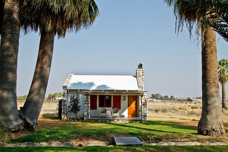 Kalahari Farmhouse, Namibia Mariental Bagian luar foto