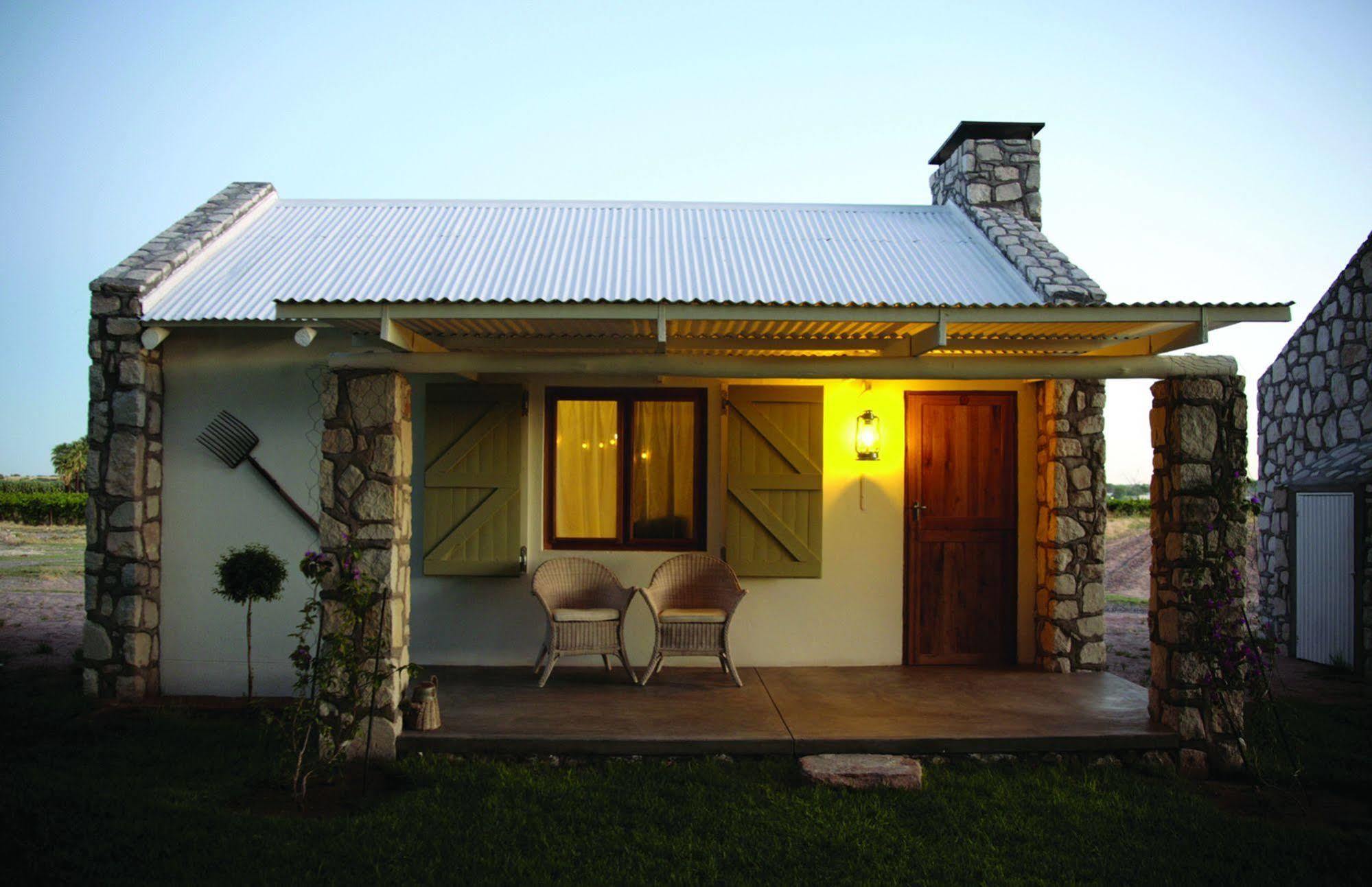 Kalahari Farmhouse, Namibia Mariental Bagian luar foto