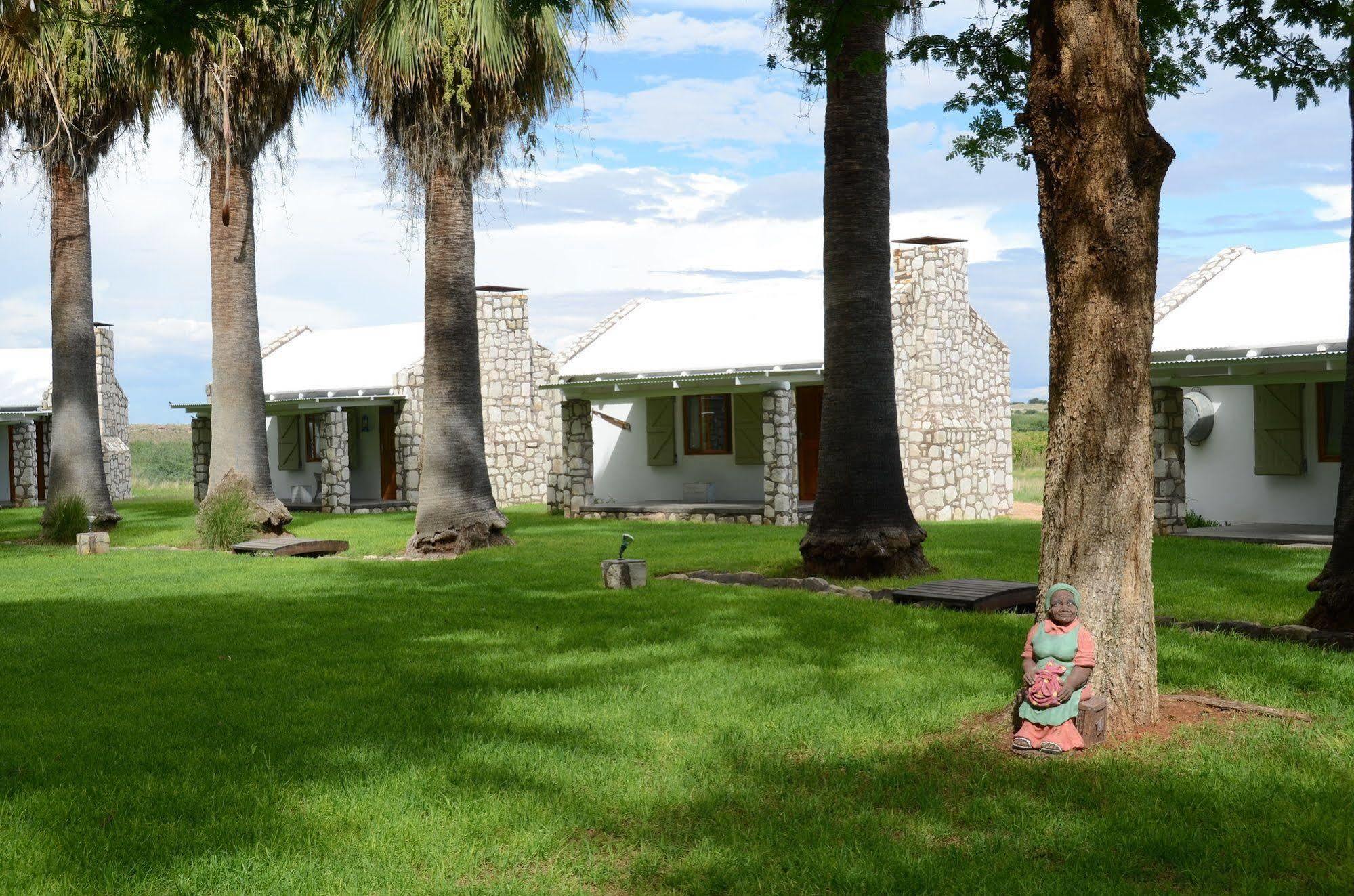 Kalahari Farmhouse, Namibia Mariental Bagian luar foto