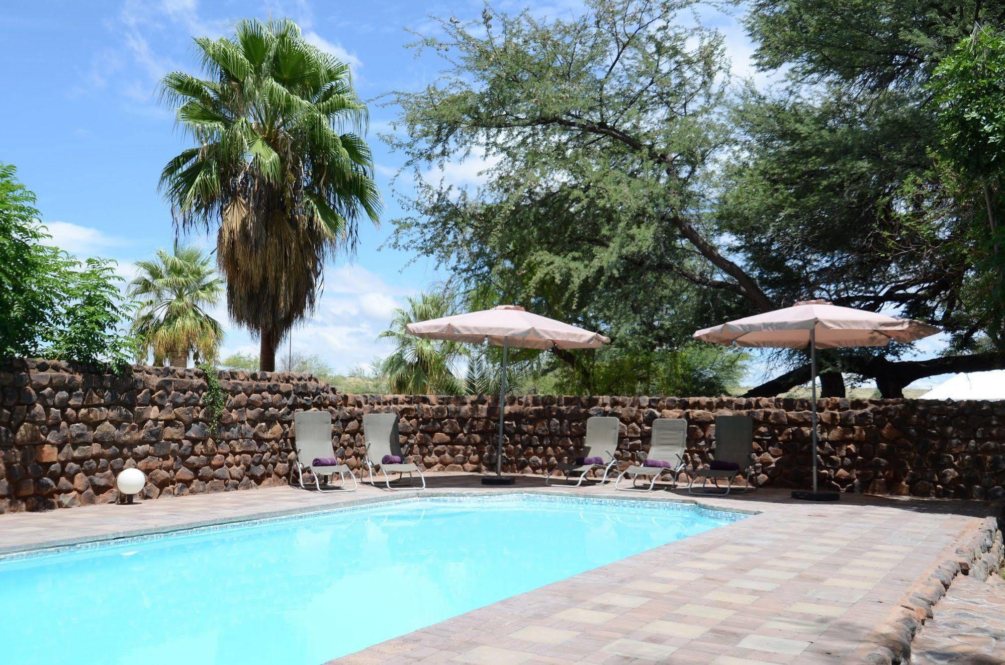 Kalahari Farmhouse, Namibia Mariental Bagian luar foto